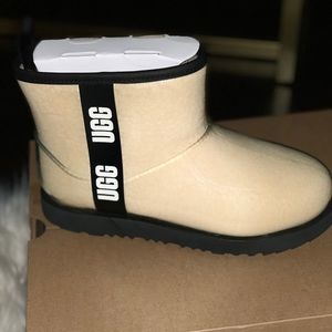 UGGs Kids Classic Mini (Clear)